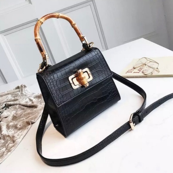 Leather Croc Pattern Crossbody Bag - Picture 6 of 8